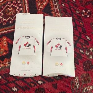 2 x Team Canada 2006 Hockey Mini Jersey (Lecavalier & Iginla)